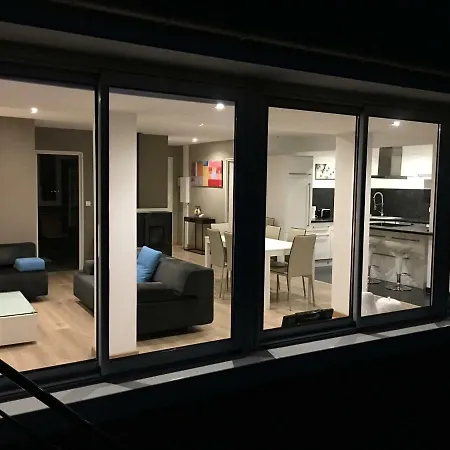 La Maison Du Lac 2 Semesterbostad