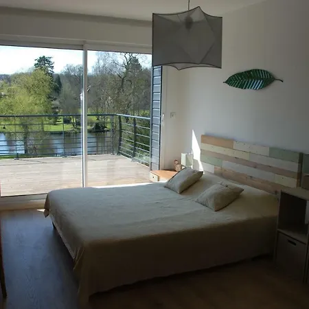 La Maison Du Lac 2 Semesterbostad
