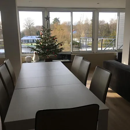 La Maison Du Lac 2 Semesterbostad